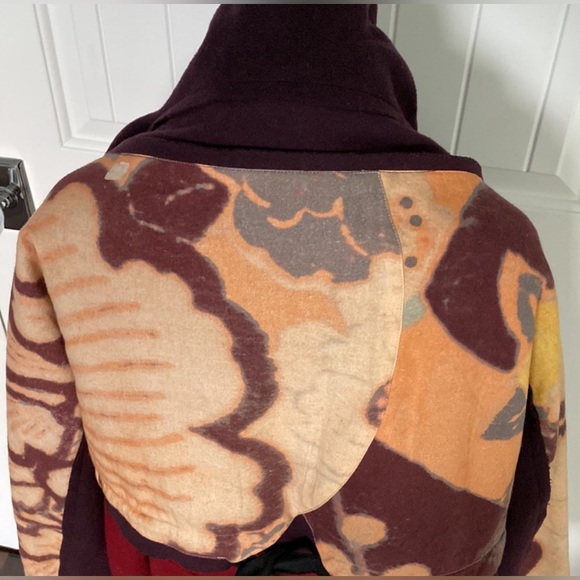 Designer Akira Wool Print Crop Jacket stunning design and style - Picture 9 of 9